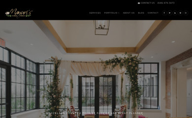mayurisfloraldesign.com screenshot
