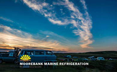 moorebankmarine.com.au screenshot