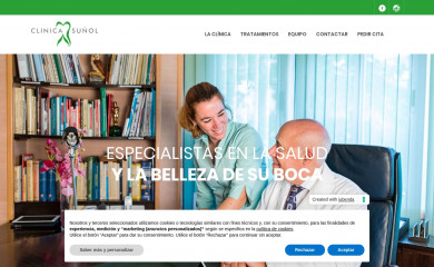clinicasunol.com screenshot