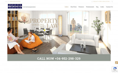 delatorresolicitors.com screenshot