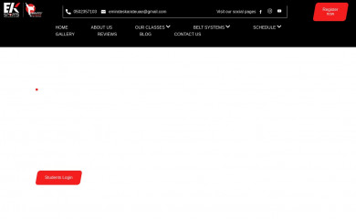 emirateskarate.com screenshot