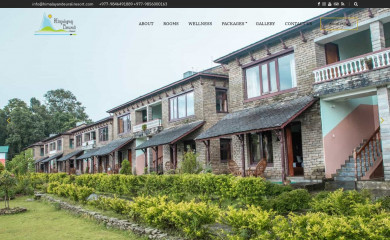 himalayandeuraliresort.com screenshot