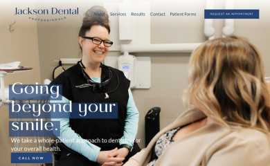 jacksondentalclinic.com screenshot