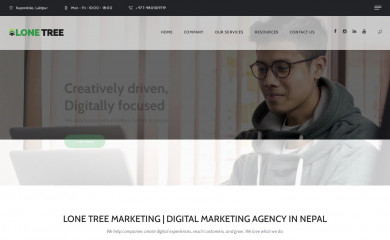 lonetreenepal.com screenshot