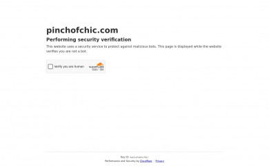 pinchofchic.com screenshot