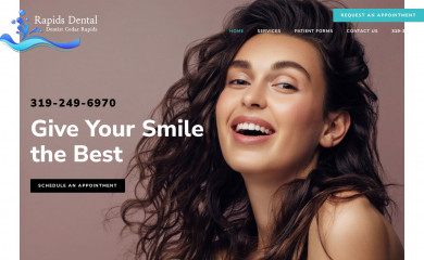 rapidsdental.com screenshot