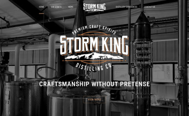 stormkingdistilling.com screenshot